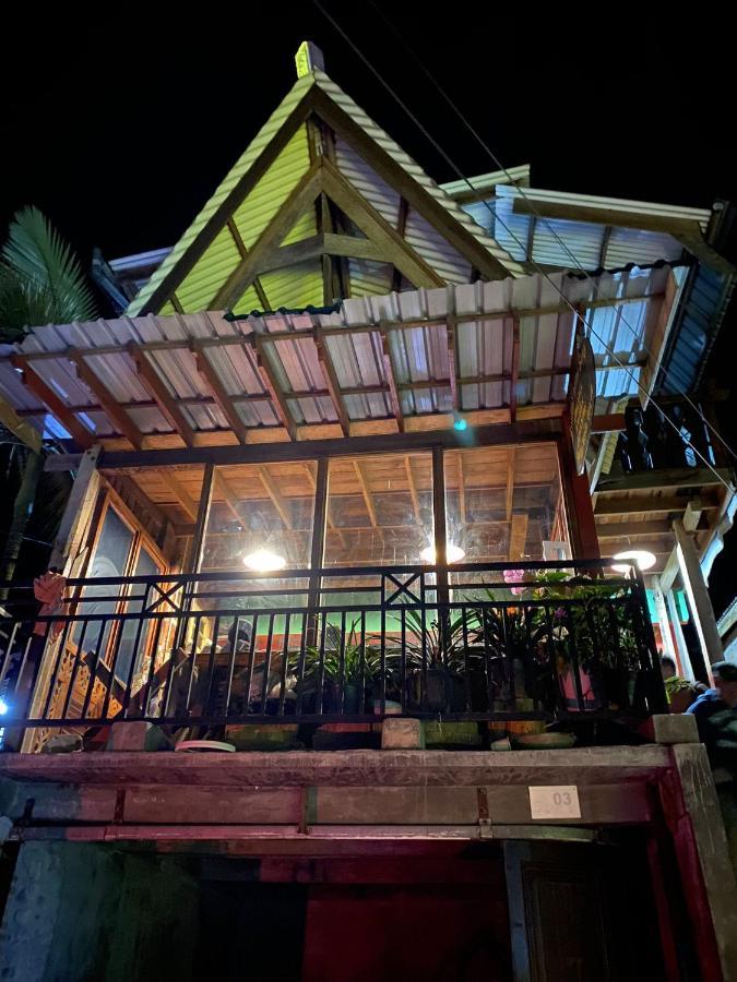 Smiley'S Homestay Berastagi Eksteriør bilde